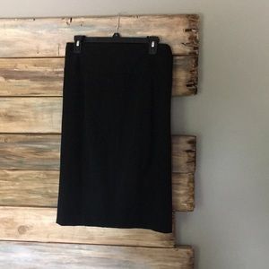 Express basic black skirt with liner